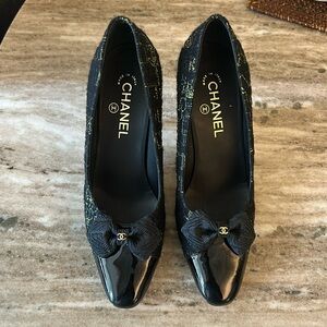 Chanel pumps size 40 black, orange and green tweed with bow at toe
